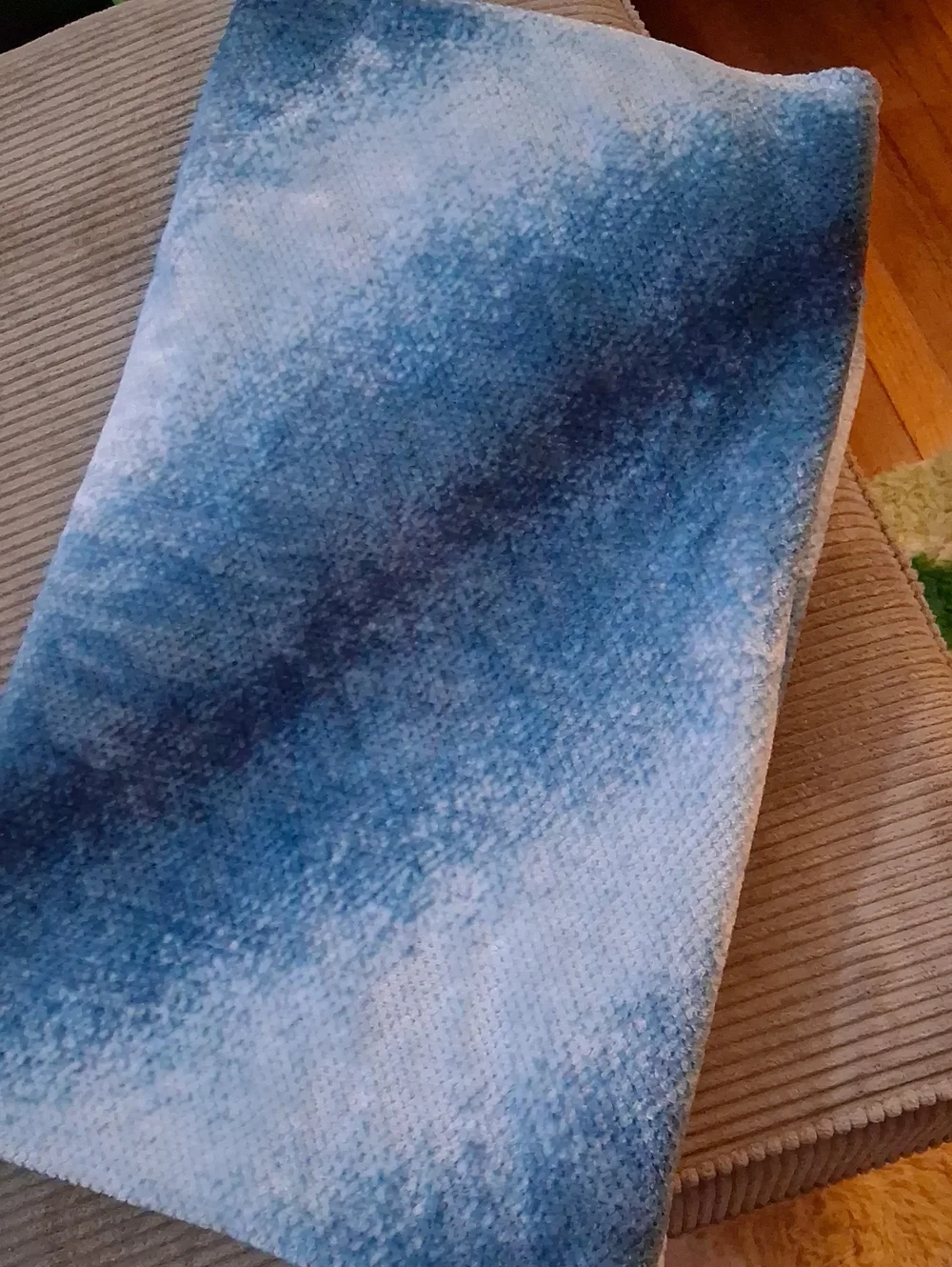 mon chateau plush throw